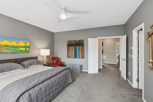 14701 Summit Oaks Drive, Burnsville, MN 55337