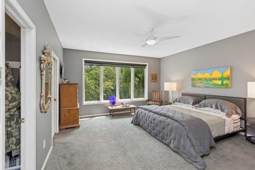 14701 Summit Oaks Drive, Burnsville, MN 55337