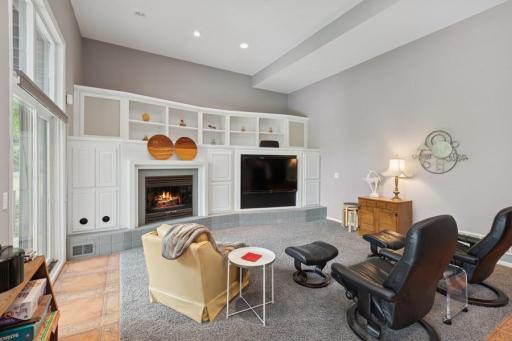 14701 Summit Oaks Drive, Burnsville, MN 55337