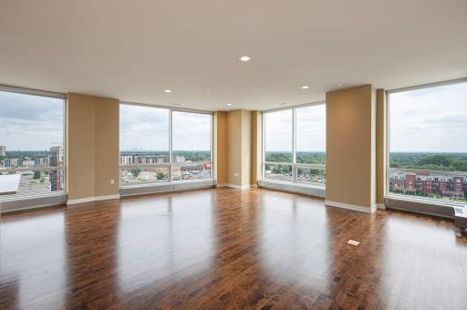 3209 Galleria, 1008, Minneapolis, MN 55435
