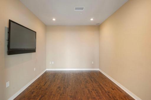 3209 Galleria, 1008, Minneapolis, MN 55435