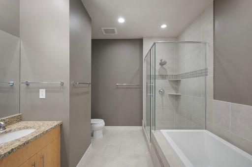 3209 Galleria, 1008, Minneapolis, MN 55435
