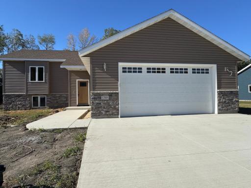 1310 SE Greenleaf Road, Owatonna, MN 55060
