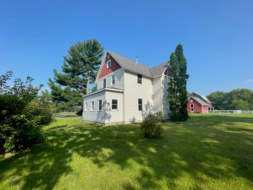 9484 Sunrise Rd, Harris, MN 55032