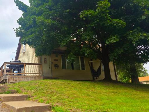 1390 Henry Avenue, South Saint Paul, MN 55075
