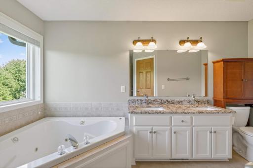 9216 Hunters Court, Minnetrista, MN 55375