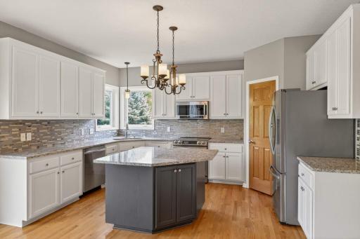 9216 Hunters Court, Minnetrista, MN 55375