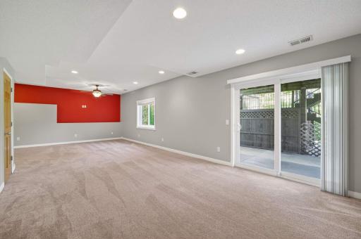 9216 Hunters Court, Minnetrista, MN 55375
