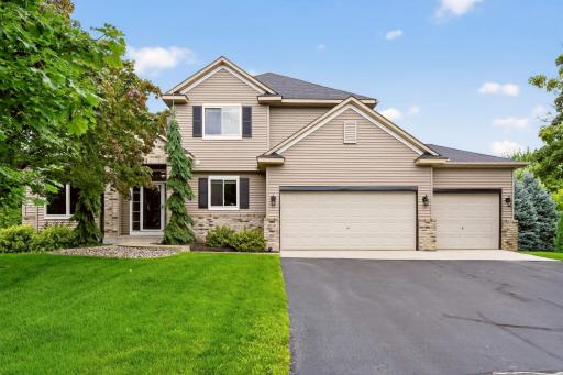 9216 Hunters Court, Minnetrista, MN 55375
