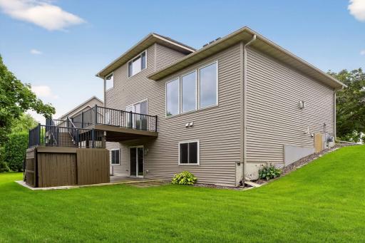 9216 Hunters Court, Minnetrista, MN 55375