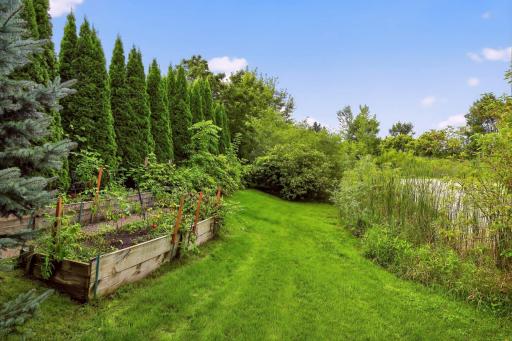 9216 Hunters Court, Minnetrista, MN 55375