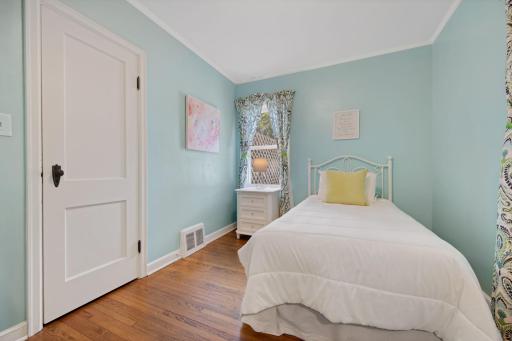 3940 Xenwood Avenue S, Saint Louis Park, MN 55416