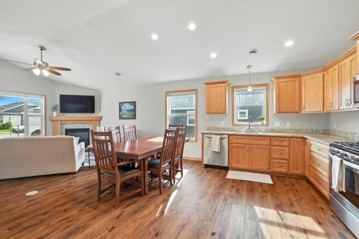 1389 Robert Creek Curve, Belle Plaine, MN 56011
