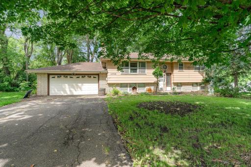 15756 Marystown Road, Shakopee, MN 55379