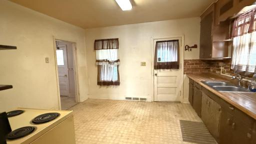 123 W Chapman Street, Ely, MN 55731