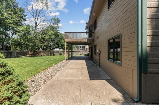 Huge concrete patio-dimensions in listing