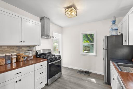 3332 Idaho Avenue S, Saint Louis Park, MN 55426