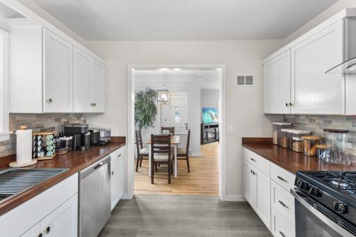 3332 Idaho Avenue S, Saint Louis Park, MN 55426