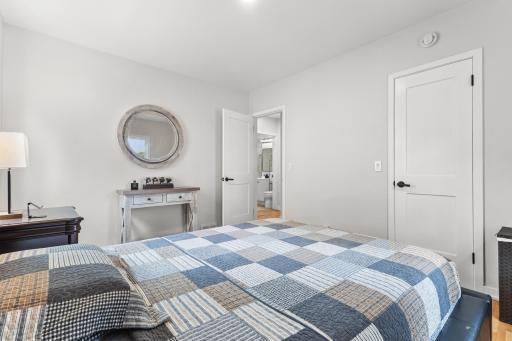 3332 Idaho Avenue S, Saint Louis Park, MN 55426