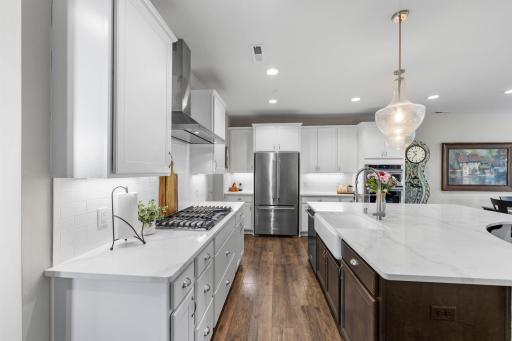 13791 54th Place N, Minneapolis, MN 55446