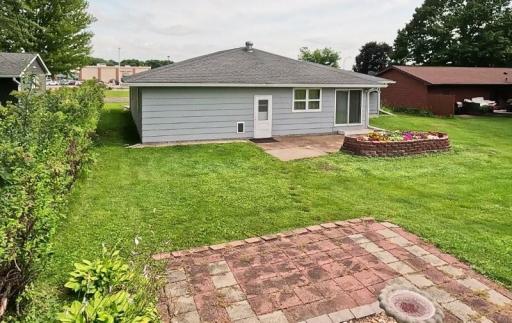 1002 S State Street, Fairmont, MN 56031