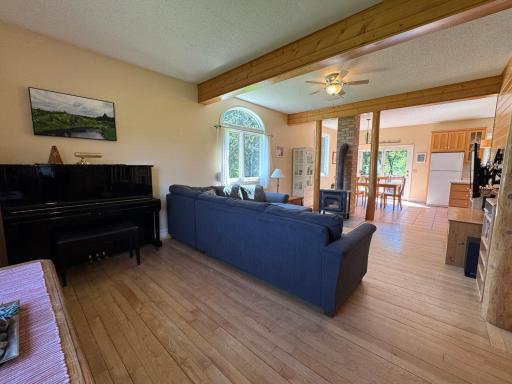 40101 River Oaks Drive, Roseau, MN 56751