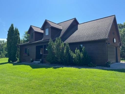 40101 River Oaks Drive, Roseau, MN 56751