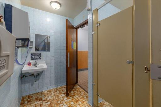 1230 N Knowles Avenue, New Richmond, WI 54017