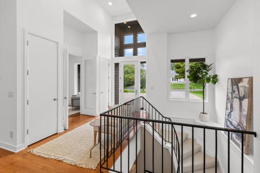 8692 Wynstone Pass, Eden Prairie, MN 55347