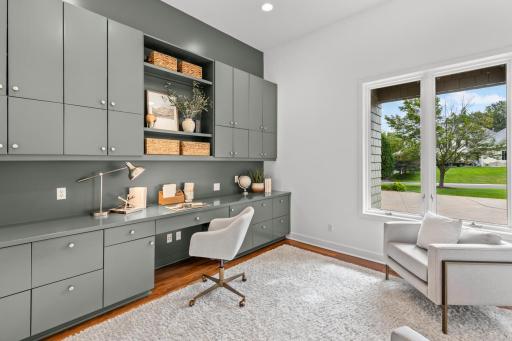 8692 Wynstone Pass, Eden Prairie, MN 55347