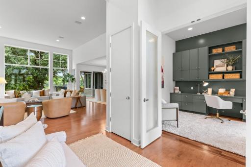 8692 Wynstone Pass, Eden Prairie, MN 55347
