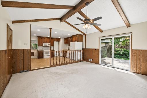 359 County Road B W, Roseville, MN 55113