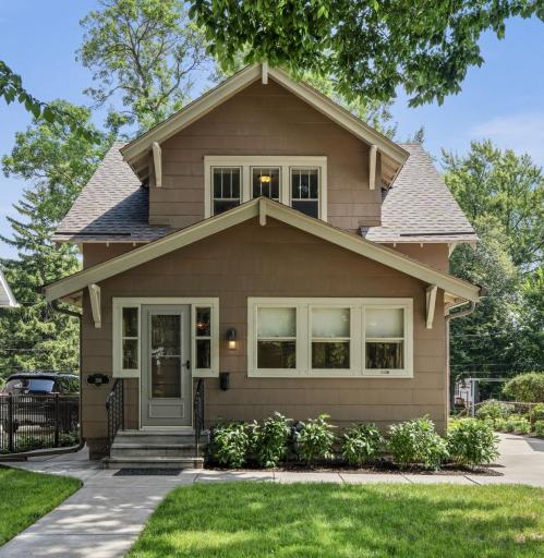 266 Hamline Avenue S, Saint Paul, MN 55105