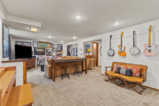 110 Hillcrest Road, Monticello, MN 55362