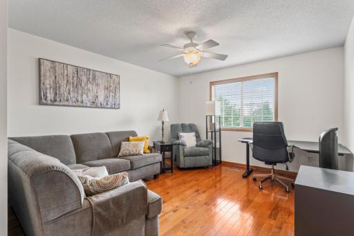 Great Upper Level Bonus Room, could be Game Room/Family Room or 3rd Bedroom