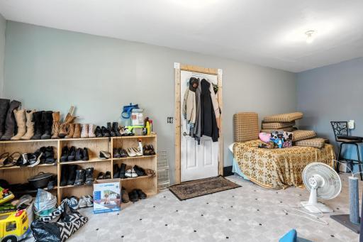 318 Champagne Avenue SW, Red Lake Falls, MN 56750