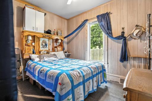 318 Champagne Avenue SW, Red Lake Falls, MN 56750