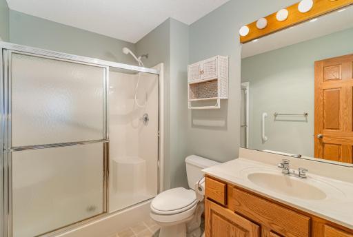 Attached Full Bathroom