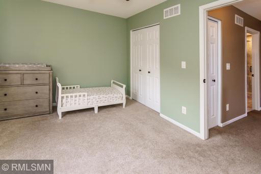 660 Kingfisher Lane, F, Saint Paul, MN 55125