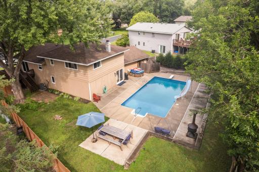 12813 Apple View Lane, Burnsville, MN 55337