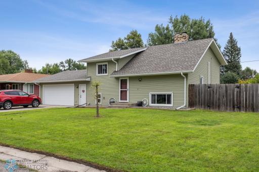 405 5th Street NE, Dilworth, MN 56529