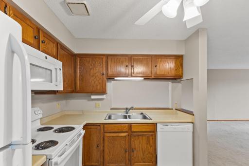 1011 41st Avenue NE, 312, Columbia Heights, MN 55421
