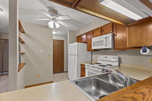 1011 41st Avenue NE, 312, Columbia Heights, MN 55421