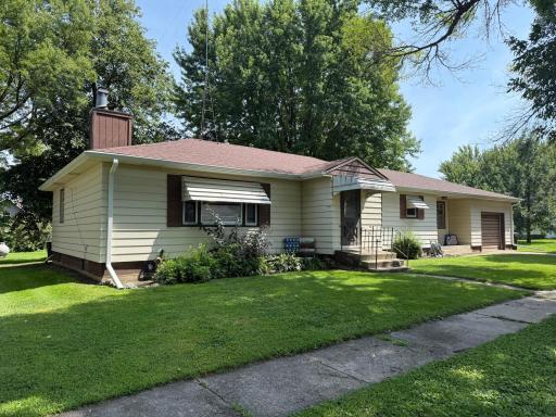 315 Palmer Street N, Alpha, MN 56111