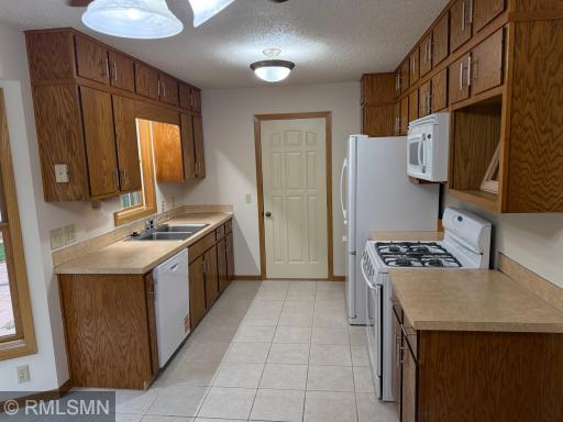 3700 155th Street W, Rosemount, MN 55068