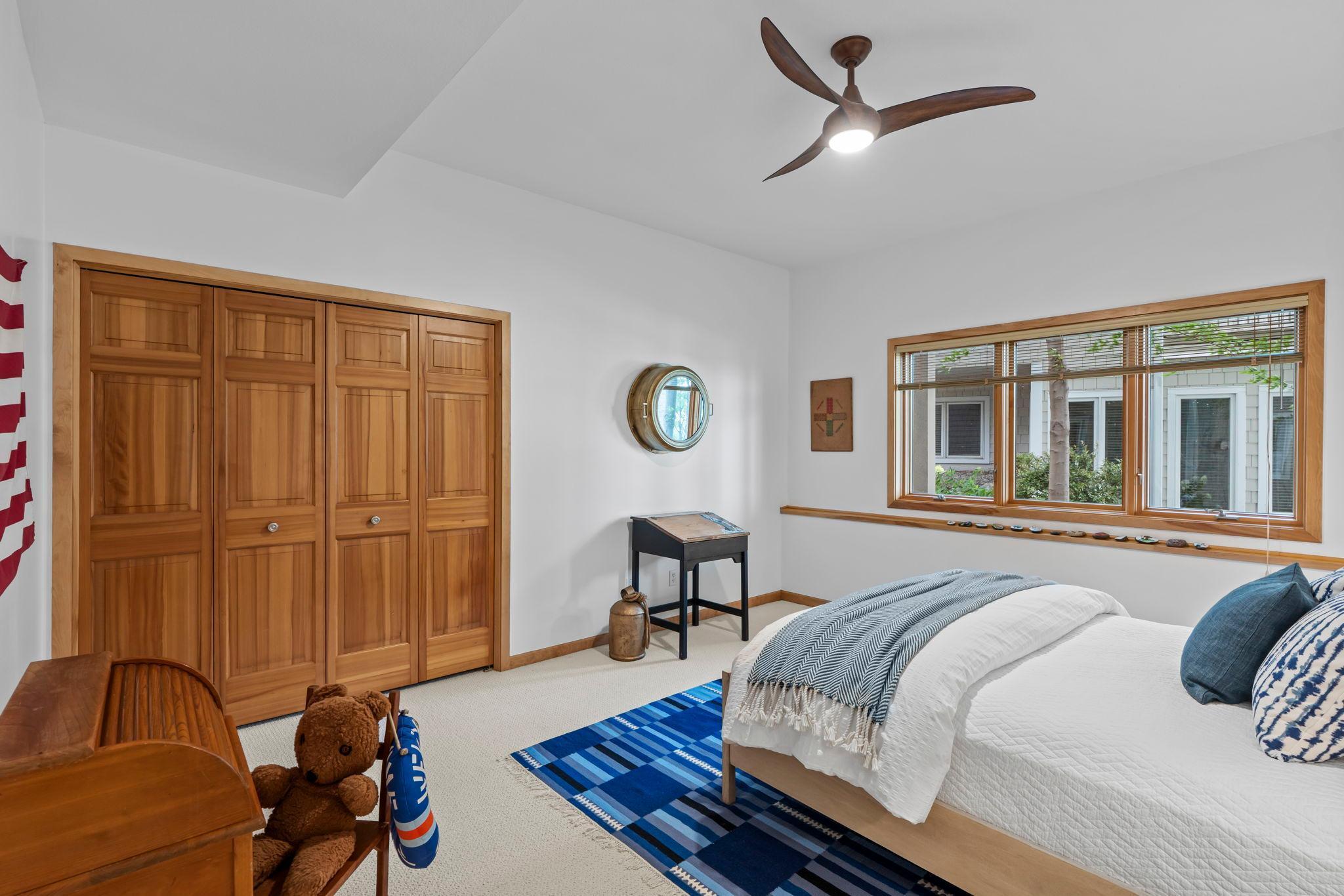 Spacious third bedroom