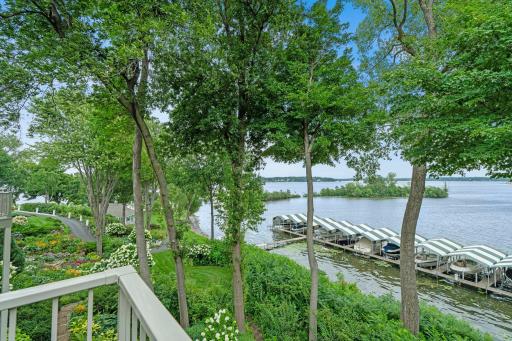 2998 Pelican Point Circle, Mound, MN 55364