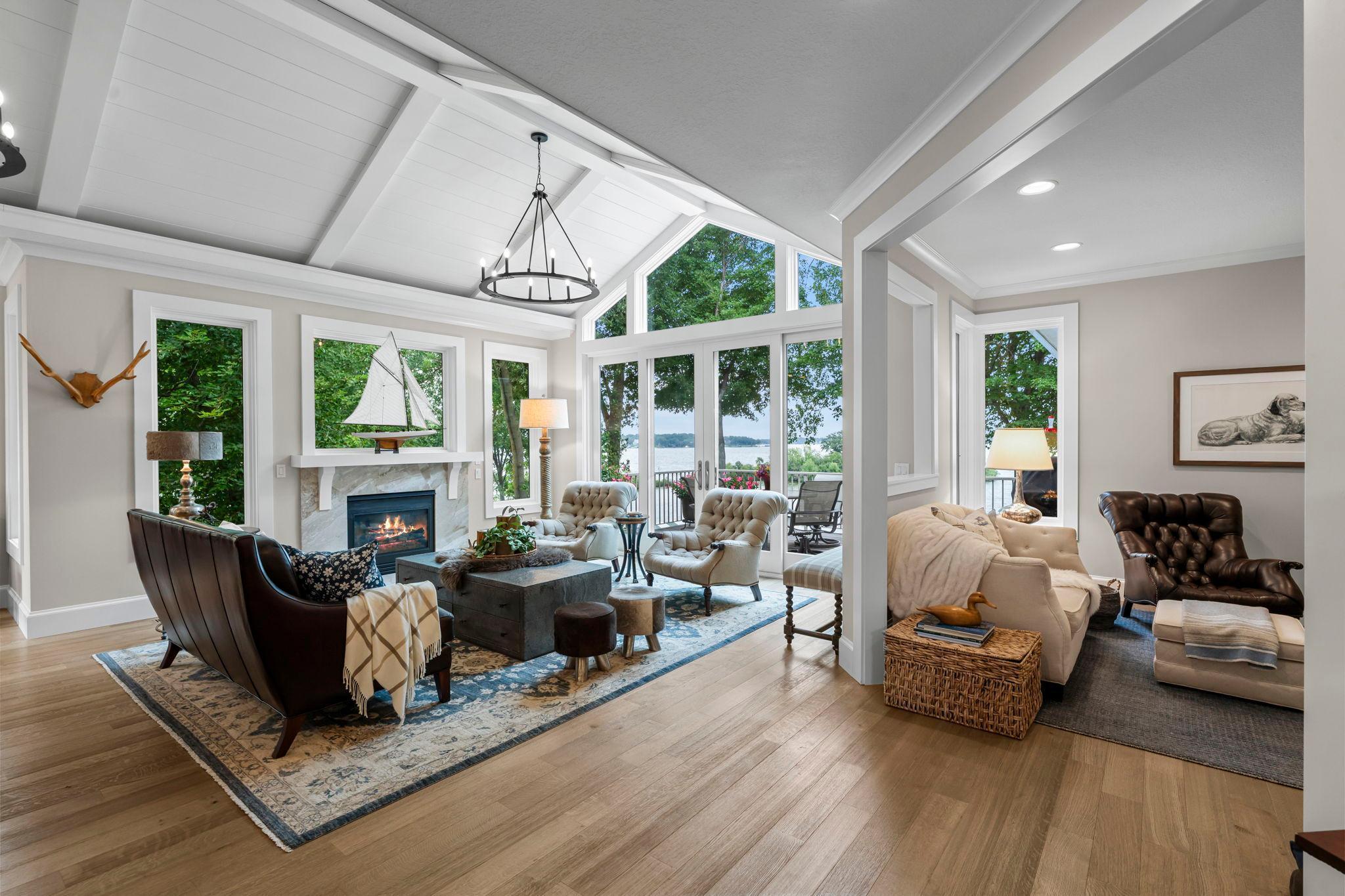 Panoramic views to lake from living room