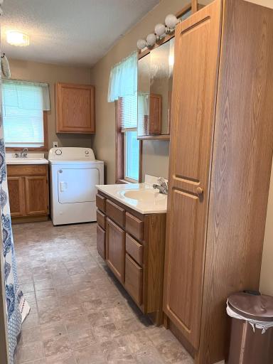 200 Jupiter Street S, Cosmos, MN 56228