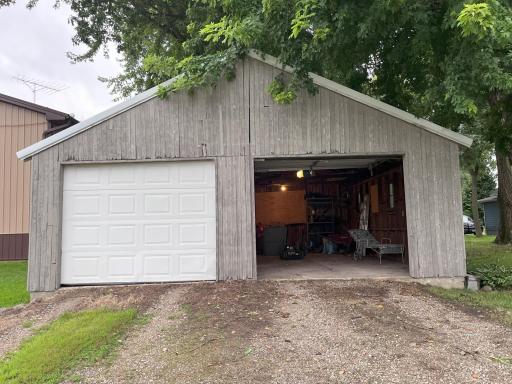 200 Jupiter Street S, Cosmos, MN 56228